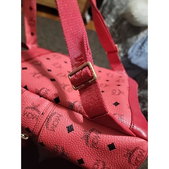 MCM Stark Side‎ Studs Backpack in Visetos, in a pink Salmon color - Picture 8 of 13